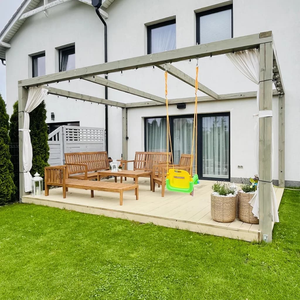 Drewniana pergola przy domu - realizacja Dzik Wood
